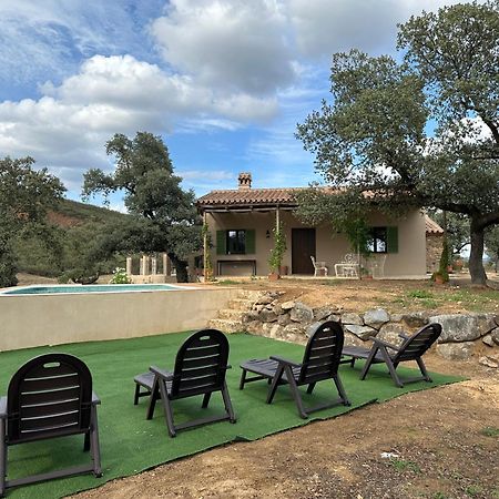 Alojamiento Rural En Aracena. Finca El Rehilete Luaran gambar