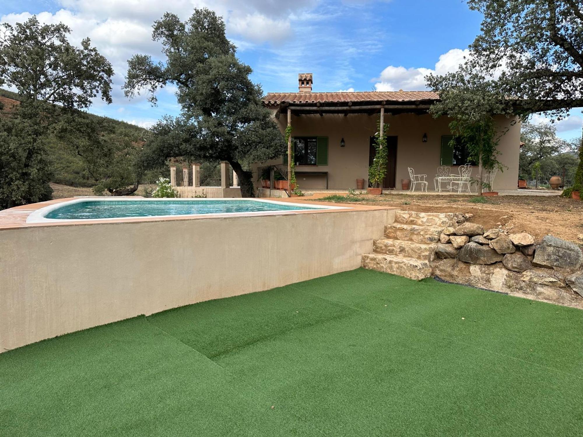 Alojamiento Rural En Aracena. Finca El Rehilete Luaran gambar