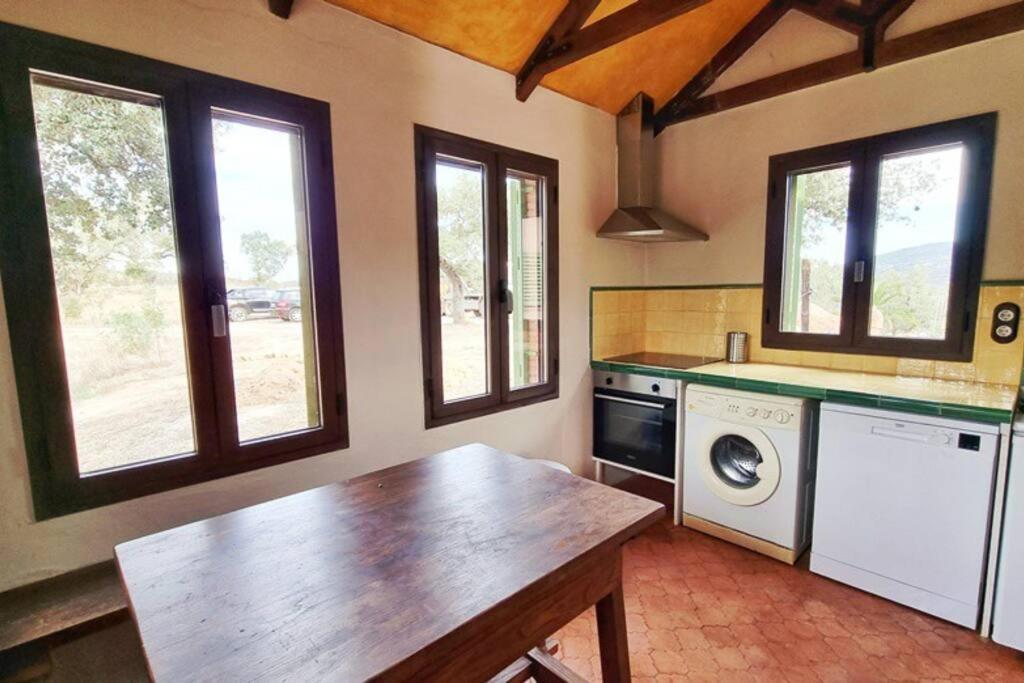 Alojamiento Rural En Aracena. Finca El Rehilete Luaran gambar
